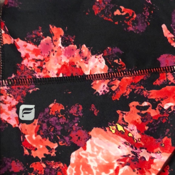 Fabletics cropped leggings - Picture 4 of 5
